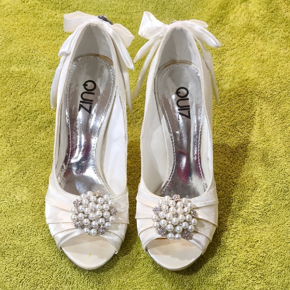Quiz Cream Peep Toe Satin Heels with Pearl Embellishment and Chrome Colored Heel